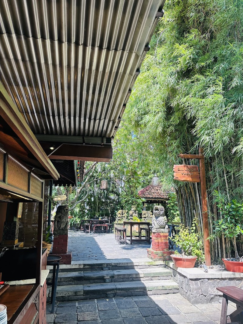 Arumanis Restaurant - Ryan Pratama