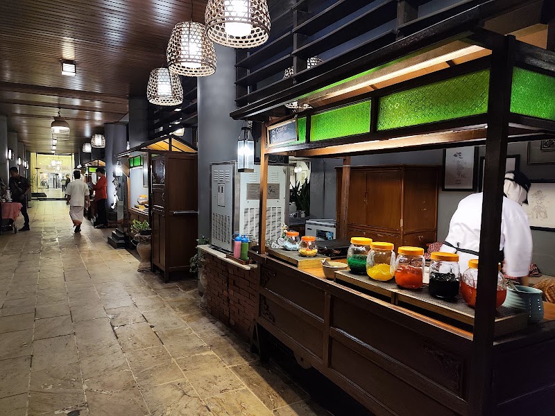 Arumanis Restaurant - Ryan Pratama