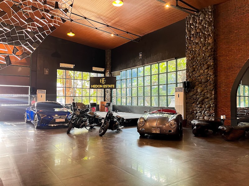 Hedon Estate | Kitchen & Lounge - Ryan Pratama