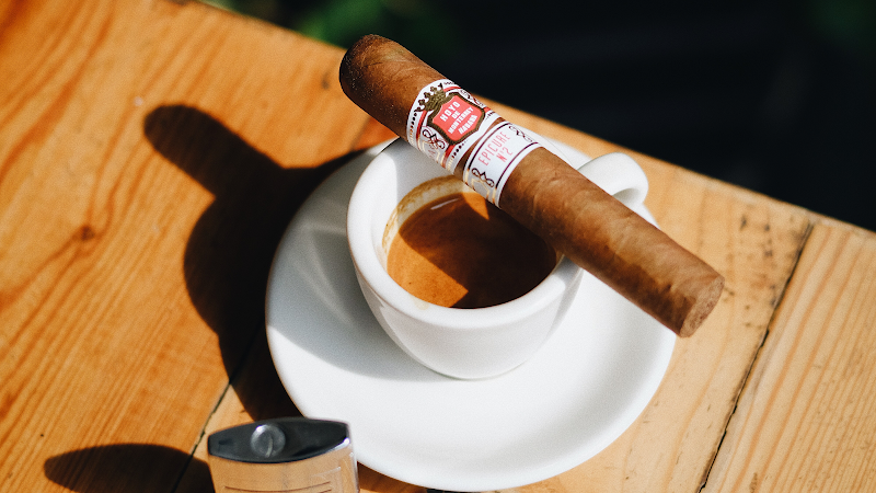 Völks Coffee | Specialty Coffee - Ryan Pratama