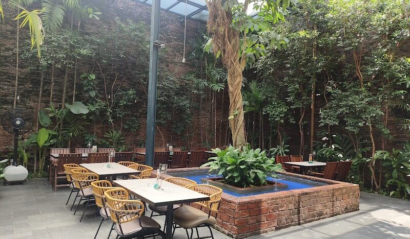 Botanika - Kertajaya Indah 1 - Ryan Pratama Botanika - Kertajaya Indah - Ryan Pratama