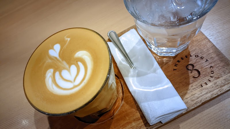 Threelogy Coffee - Ryan Pratama