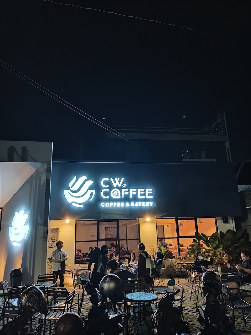 Cw Coffee & Eatery Surabaya - Ryan Pratama