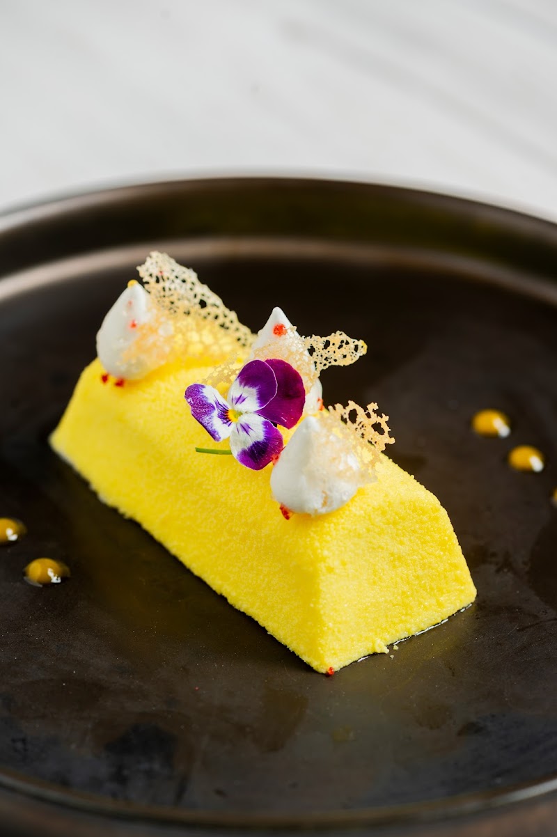 Magnolia Restaurant At Westin Surabaya - Ryan Pratama