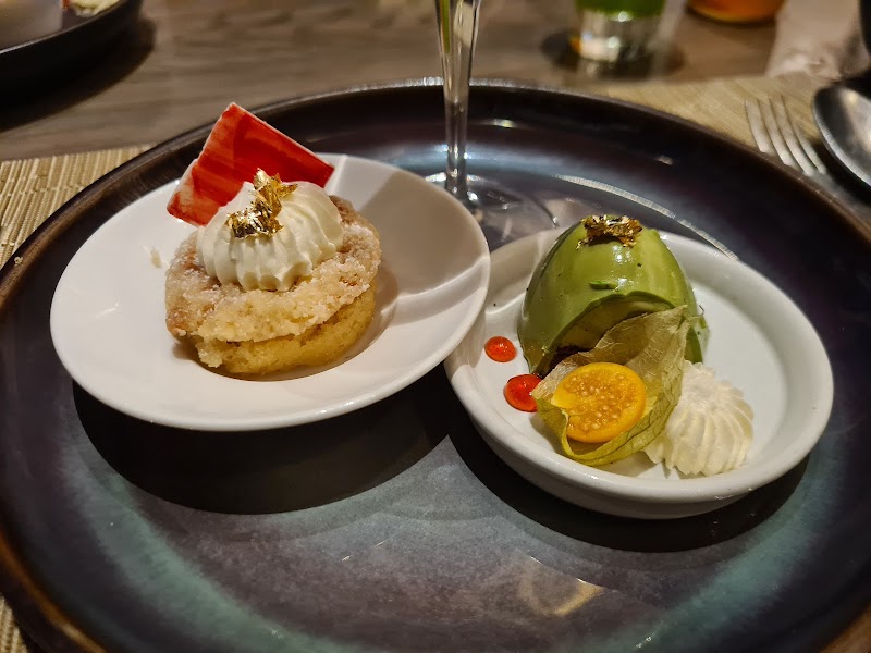 Magnolia Restaurant At Westin Surabaya - Ryan Pratama