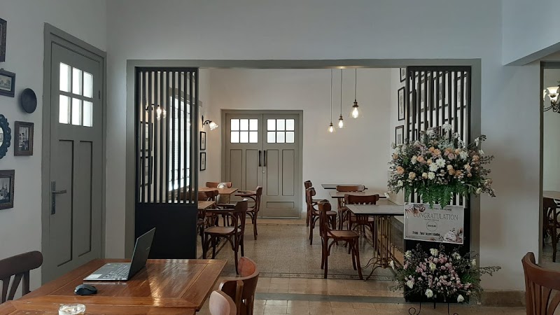 Sambang Cafe & Eatery 2 - Ryan Pratama Sambang Cafe & Eatery - Ryan Pratama