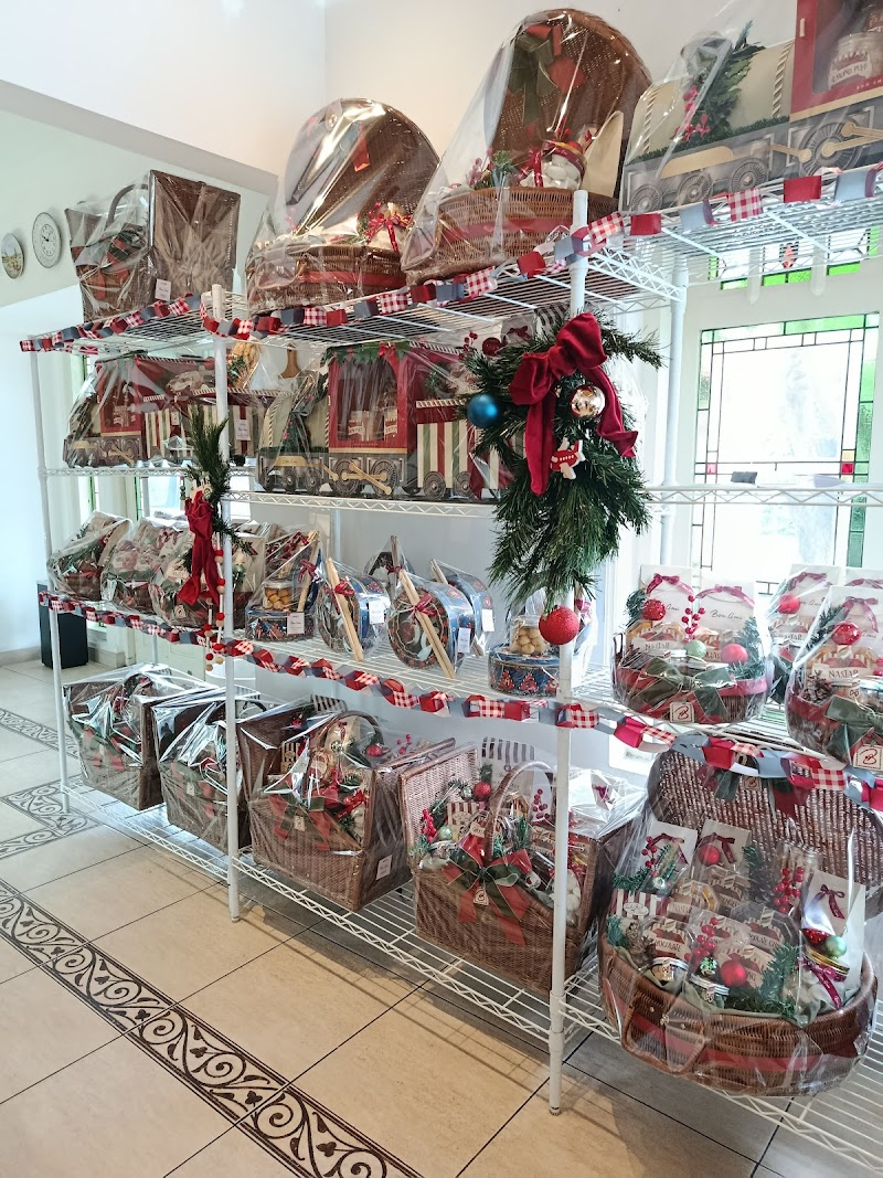 Bon Ami Restaurant - Dr. Soetomo - Ryan Pratama